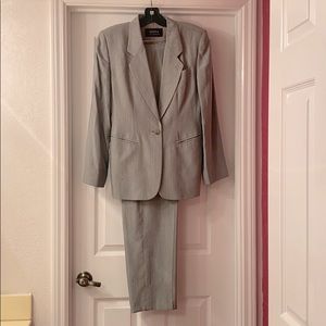 Dana buchman grey suit set
